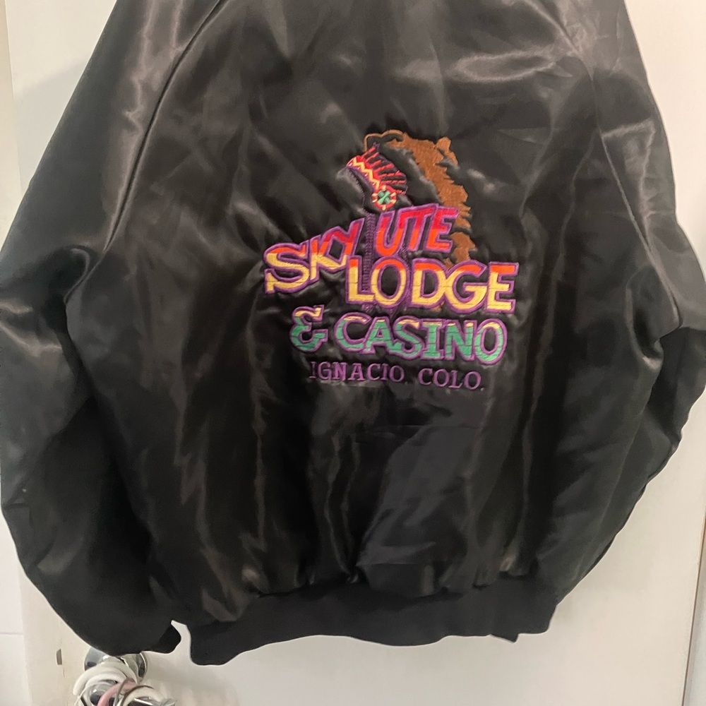 Vintage black satin sky ute Colorado casino resort jacket embroidered size large